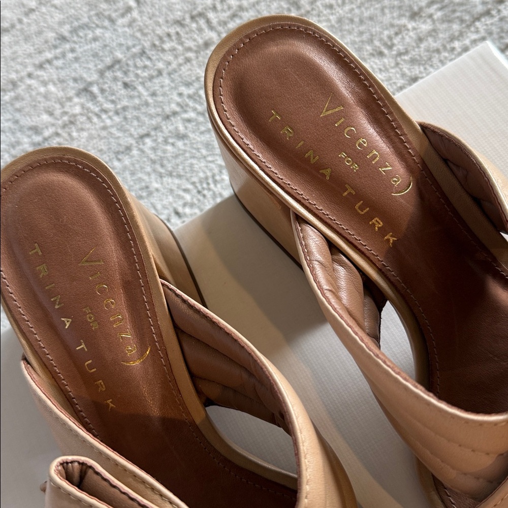 Women's Tan Slide Sandals - Picture 4 of 4